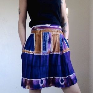 <VTG> Funky Purple Patterned Shorts